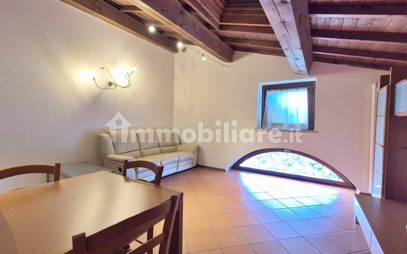Trilocale via Colombara, Broglie, Peschiera del Garda — foto 2 di 21