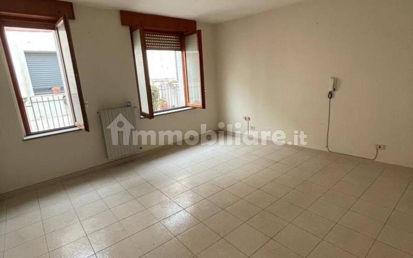 Quadrilocale via Niccolò Machiavelli 10-12, Centro, Atella — foto 10 di 13