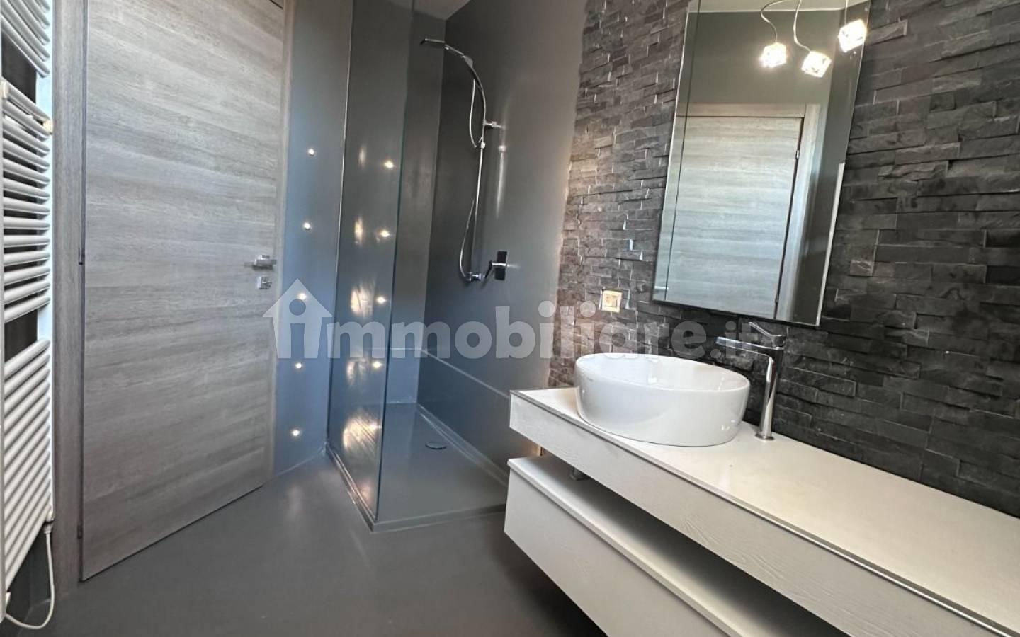 Trilocale via Solferino, Centro, Peschiera del Garda