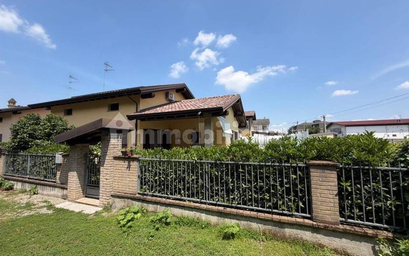 Villa unifamiliare via 20 Settembre 48, Centro, Mortara — foto 5 di 69