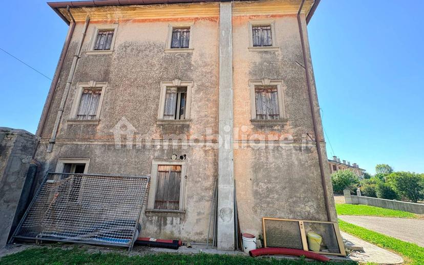 Villa unifamiliare via dei Furlani, Centro, Vittorio Veneto — foto 7 di 13