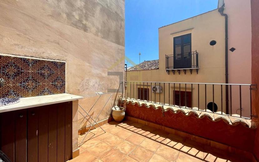 Terratetto unifamiliare via Nunzio Nasi 6, Centro, Castellammare del Golfo — foto 36 di 42