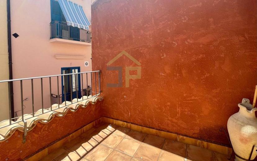 Terratetto unifamiliare via Nunzio Nasi 6, Centro, Castellammare del Golfo — foto 9 di 42