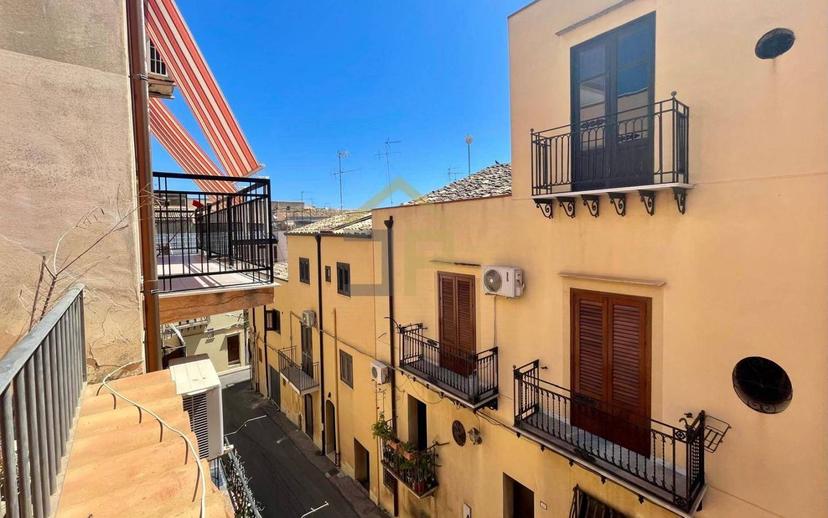 Terratetto unifamiliare via Nunzio Nasi 6, Centro, Castellammare del Golfo — foto 41 di 42
