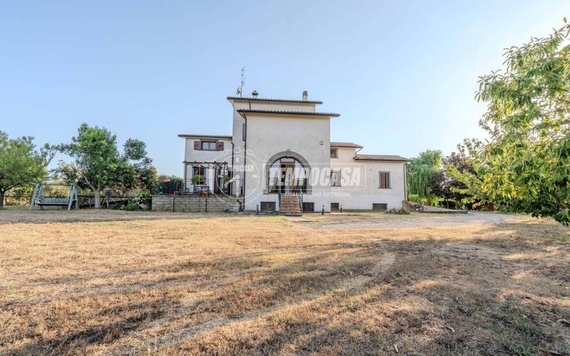 Villa unifamiliare Strada Teverina, Teverina, Viterbo
