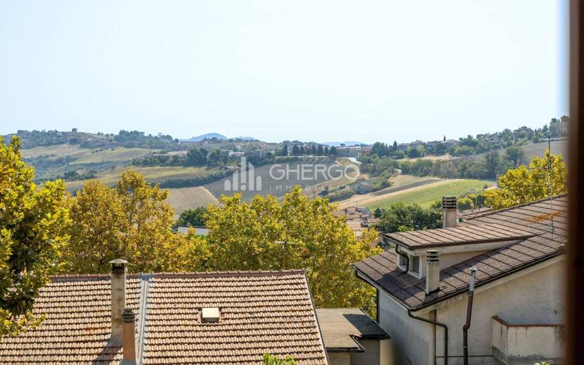Villa a schiera via Mura Orientali 15, Centro, Santa Maria Nuova — foto 25 di 26