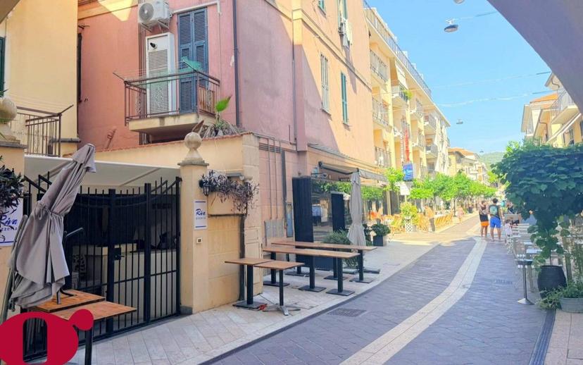 Bilocale via Nizza, snc, Centro, Diano Marina — foto 7 di 14