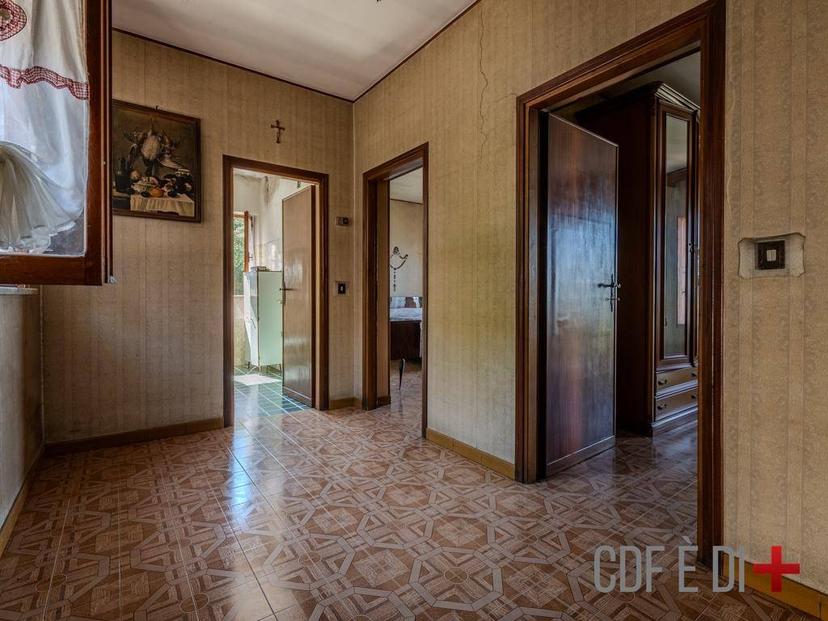 Villa unifamiliare via Villa Roma, Centro, Poggio Bustone — foto 13 di 38