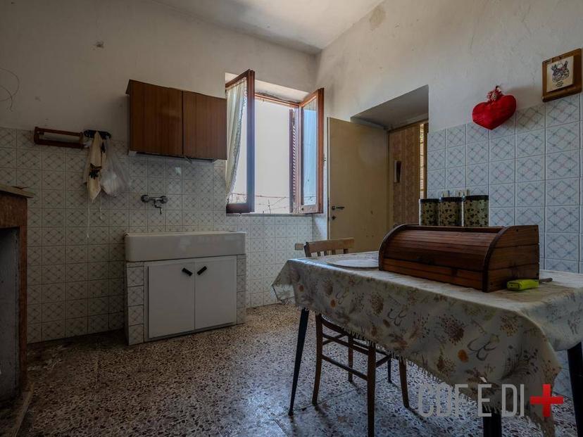 Villa unifamiliare via Villa Roma, Centro, Poggio Bustone — foto 20 di 38