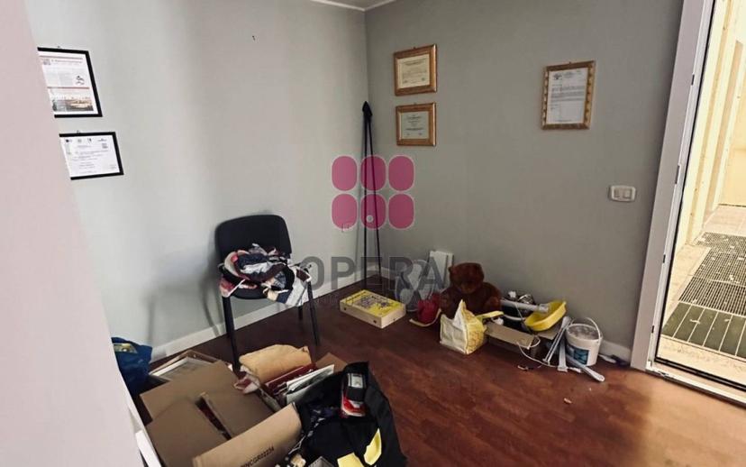 Appartamento buono stato, su più livelli, Centro, Urbino — foto 20 di 21