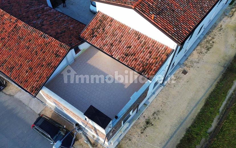 Casale 724 m², Centro, Motta Baluffi — foto 2 di 26
