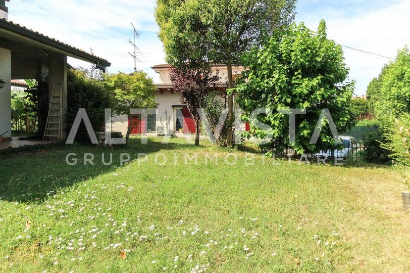 Villa unifamiliare via Alessandro Manzoni, Prevalle — foto 44 di 53