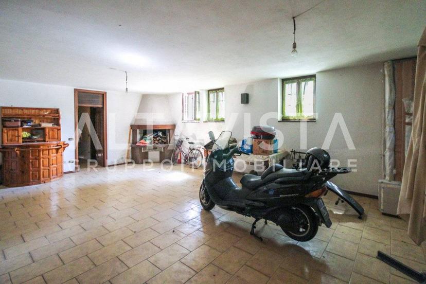 Villa unifamiliare via Alessandro Manzoni, Prevalle — foto 51 di 53