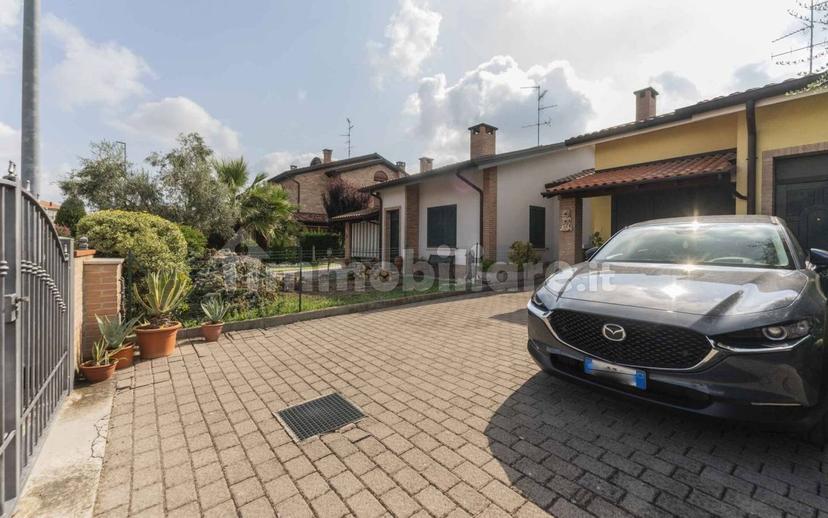 Villa a schiera via Sandro Pertini 22, Poggio Renatico — foto 7 di 75