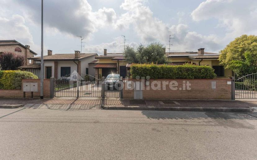 Villa a schiera via Sandro Pertini 22, Poggio Renatico — foto 50 di 75