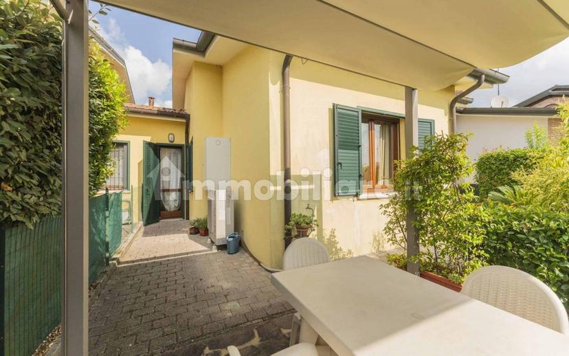 Villa a schiera via Sandro Pertini 22, Poggio Renatico — foto 10 di 75