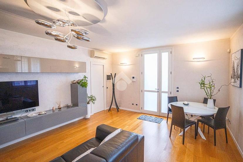 Quadrilocale via G. B. Venturi 27, Centro, Scandiano — foto 4 di 25