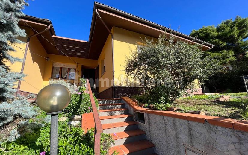 Villa unifamiliare via Antioco Casula, Luna e Sole - Prunizzedda, Sassari — foto 25 di 75