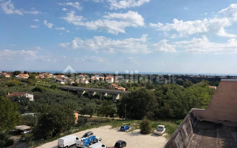 Appartamento via del Mare 102/E, Centro, Lanciano