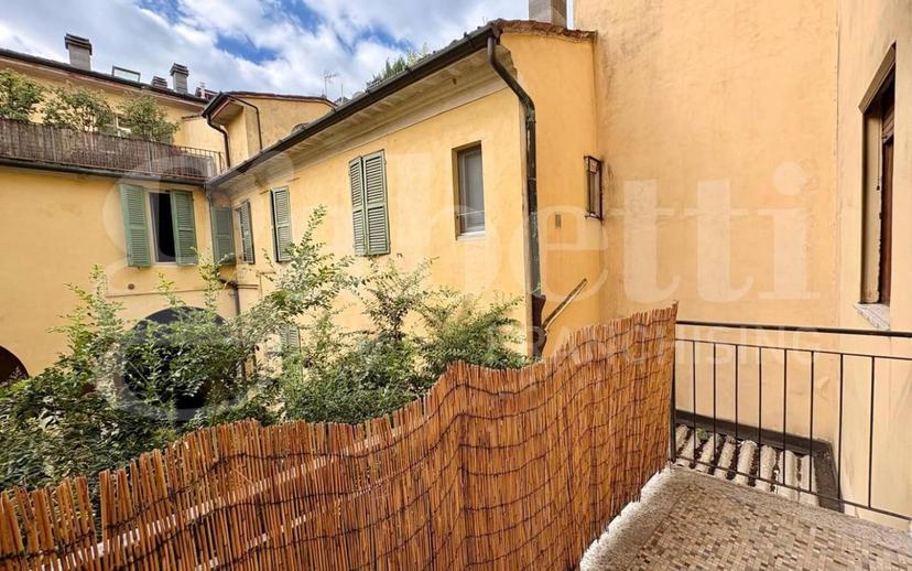 Appartamento piazza Sant' Agostino, 3, Centro, Cremona