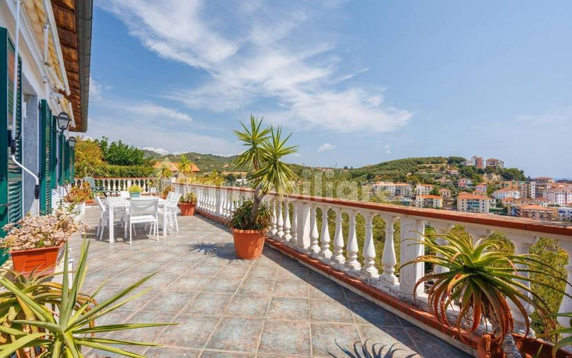 Villa unifamiliare via armanna superiore 50, Porto Maurizio, Imperia — foto 8 di 34