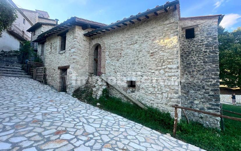 Casale via Principe di Piemonte, Centro, Colli sul Velino — foto 3 di 12
