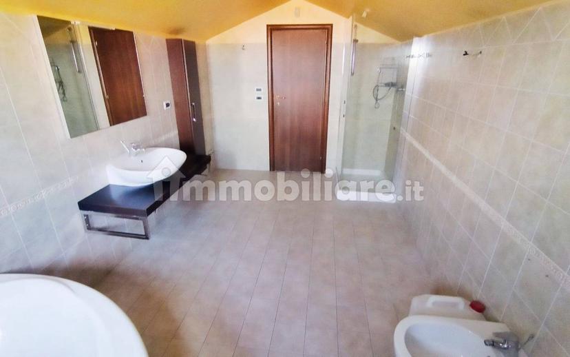 Trilocale via Roma, Centro, Avezzano