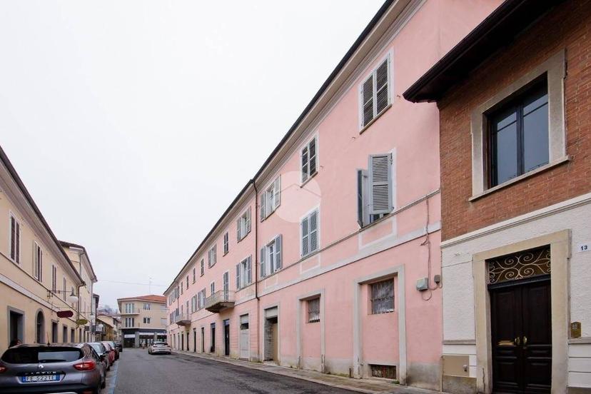 Bilocale via Giuseppe Verdi 9, Centro, Bra — foto 4 di 7