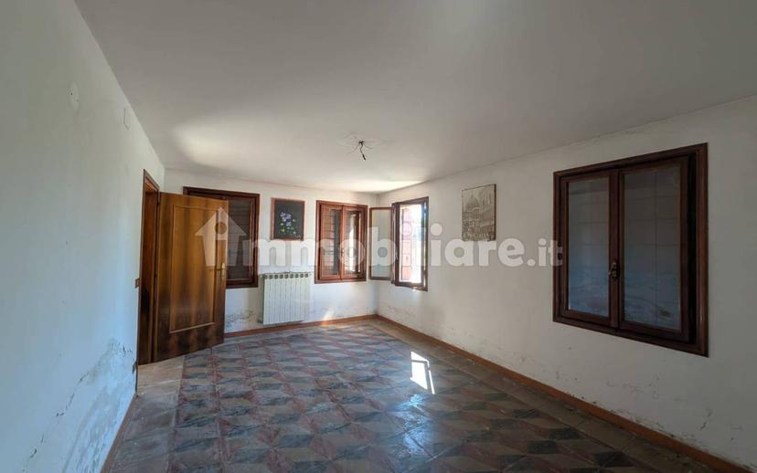 Villa unifamiliare via Gatta, Trivignano - Gatta, Venezia — foto 37 di 48