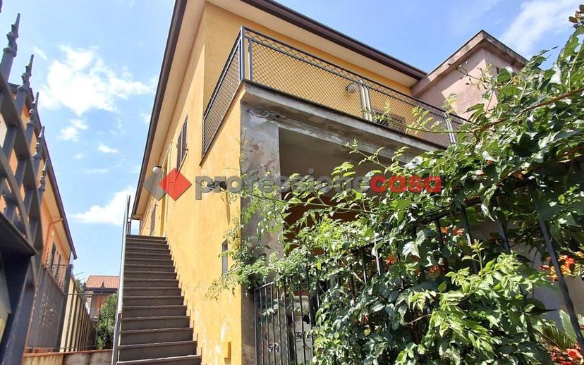 Appartamento via Giuseppe Mazzini, Trecastagni — foto 36 di 40