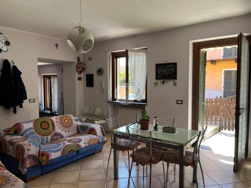Casa colonica vicolo Porta e Rey 12, Benna — foto 10 di 40