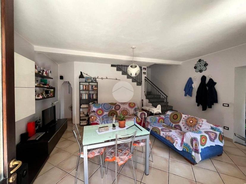 Casa colonica vicolo Porta e Rey 12, Benna — foto 5 di 40