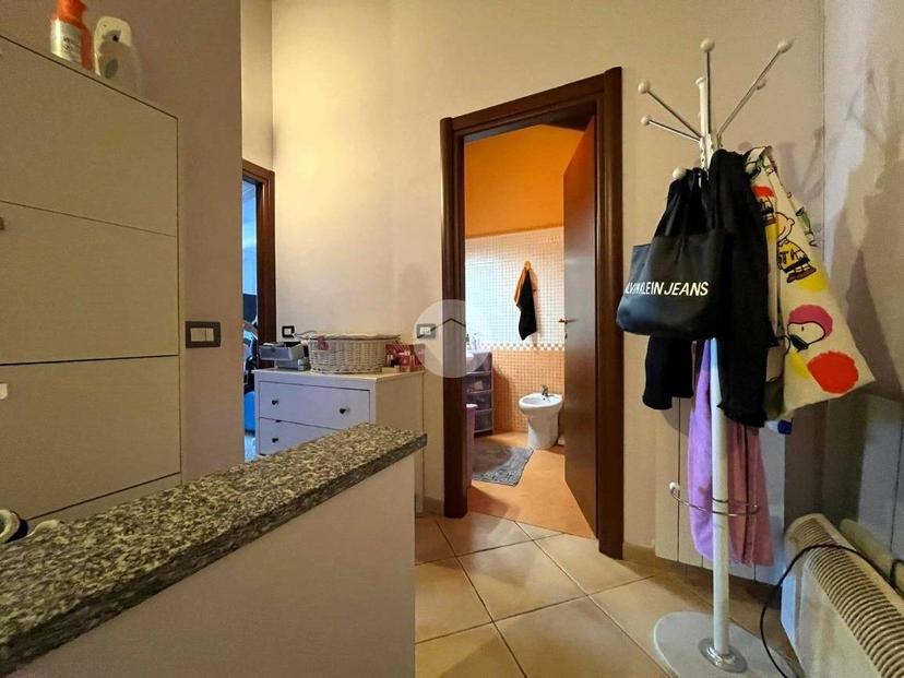 Casa colonica vicolo Porta e Rey 12, Benna — foto 8 di 40