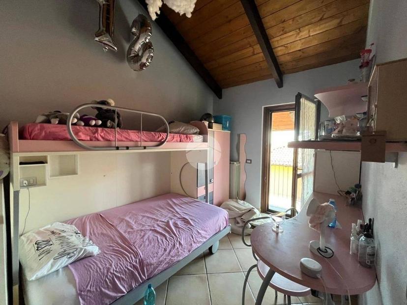 Casa colonica vicolo Porta e Rey 12, Benna — foto 17 di 40