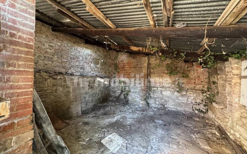 Rustico, da ristrutturare, 250 m², Foiano della Chiana — foto 25 di 27