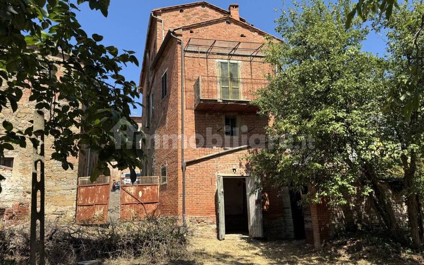 Rustico, da ristrutturare, 250 m², Foiano della Chiana — foto 17 di 27