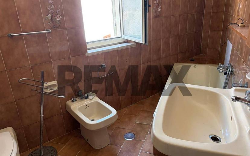 Appartamento buono stato, su più livelli, Centro, Bisignano — foto 40 di 45