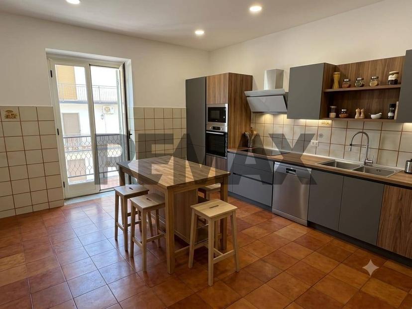 Appartamento buono stato, su più livelli, Centro, Bisignano — foto 42 di 45