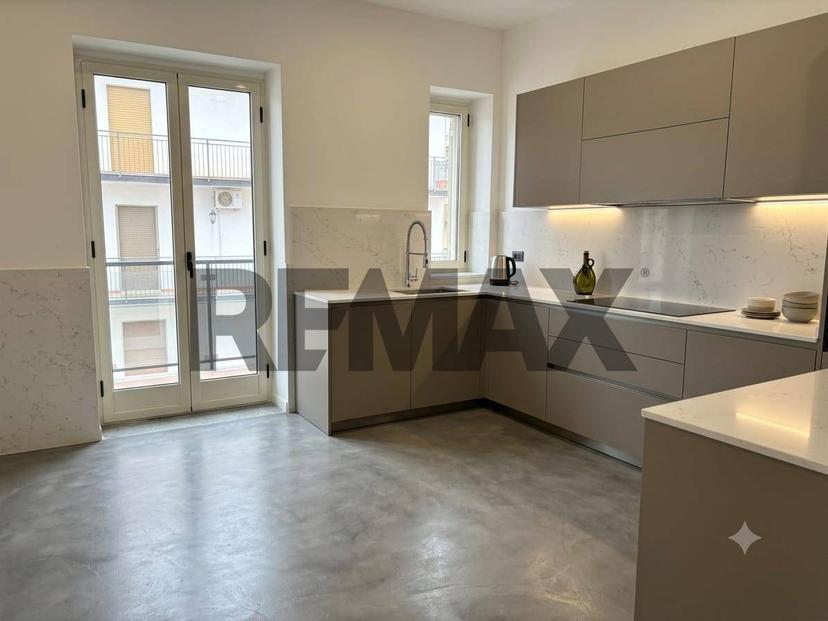 Appartamento buono stato, su più livelli, Centro, Bisignano — foto 39 di 45