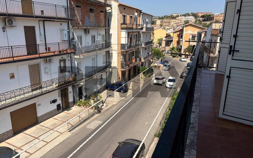 Appartamento buono stato, su più livelli, Centro, Bisignano — foto 43 di 45