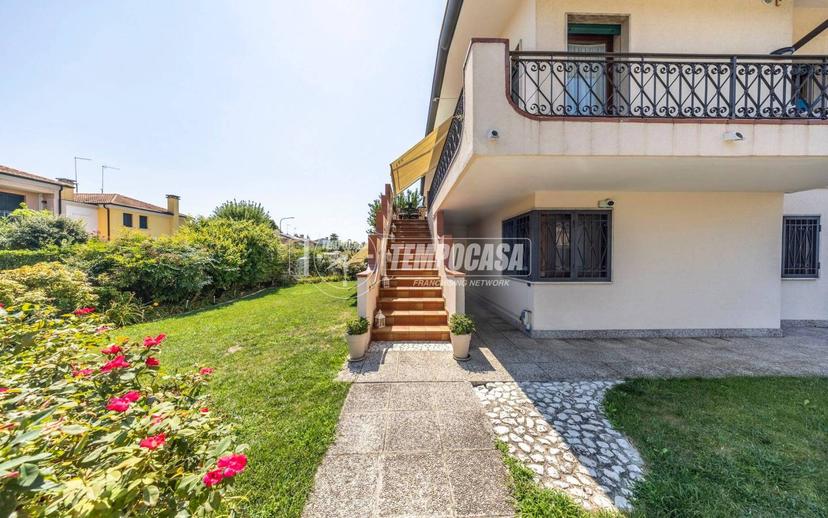 Terratetto unifamiliare via Monte Grappa 38, Centro, Preganziol — foto 47 di 73