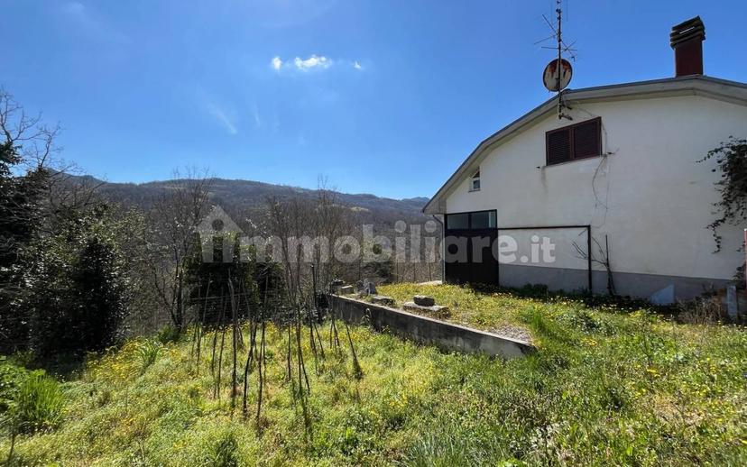 Villa unifamiliare frazione Vandra   53, Forlì del Sannio — foto 3 di 9