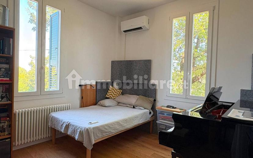 Trilocale ottimo stato, primo piano, Centro, Garibaldi, Casalecchio di Reno — foto 10 di 34