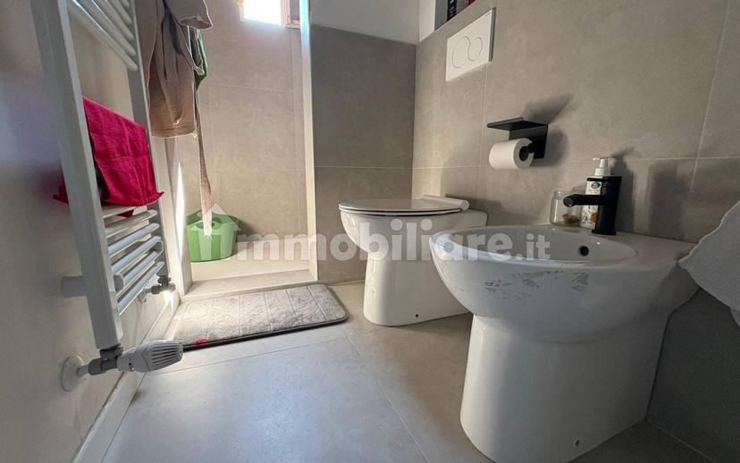 Trilocale ottimo stato, primo piano, Centro, Garibaldi, Casalecchio di Reno — foto 20 di 34