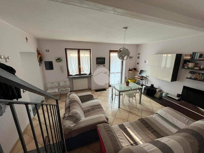 Casa colonica vicolo Porta e Rey 12, Benna — foto 24 di 40