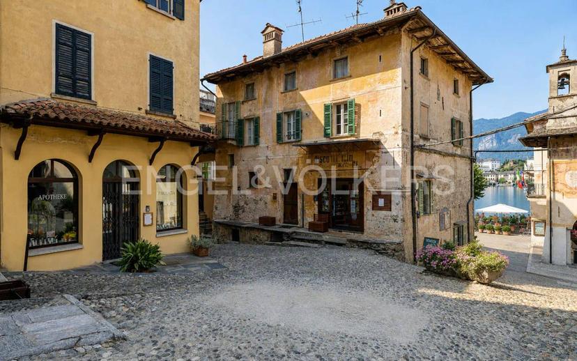 Quadrilocale via Caire Albertoletti 5, Centro, Orta San Giulio — foto 9 di 14