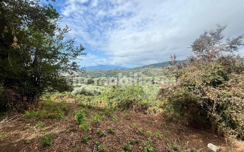 Rustico, da ristrutturare, 180 m², Margine Coperta Traversagna, Massa e Cozzile — foto 9 di 36