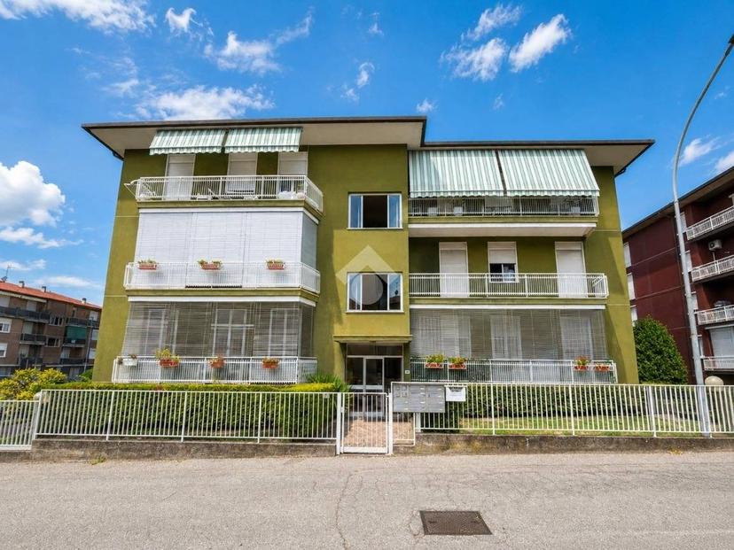 Quadrilocale via Giorgio Paglia 7, Centro, Ponte San Pietro — foto 32 di 39