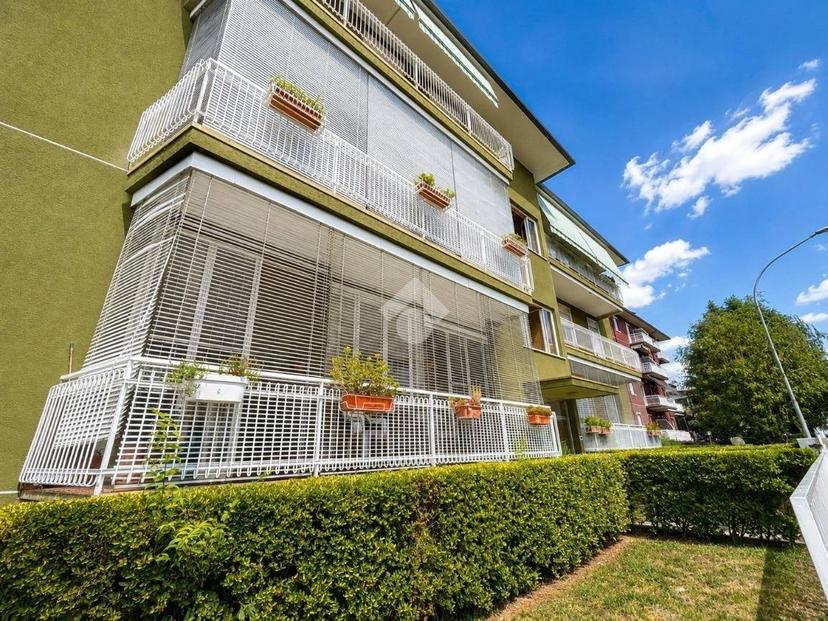 Quadrilocale via Giorgio Paglia 7, Centro, Ponte San Pietro — foto 26 di 39