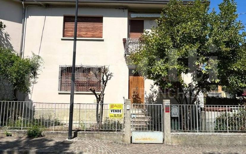 Terratetto unifamiliare via Xxv Aprile, Centro, Riolo Terme — foto 8 di 10
